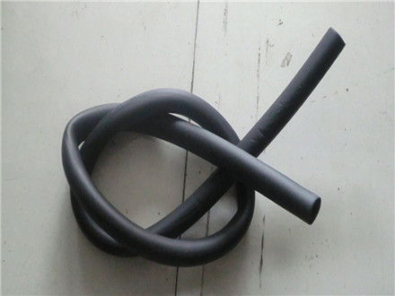 橡塑保溫管變黑怎么辦